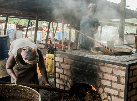 Abe Dua Ghana Authentic African Black Soap, Autentyczne Czarne Mydło Afrykańskie, 100% Naturalne, 2 Składniki 100g