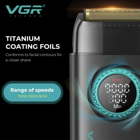 VGR Zestaw pro 4w1 Maszynka, Trymer, Golarka, Suszarka + Stacja Ładująca w Ekskluzywnej Walizce