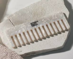 Authentic Beauty Concept Comb Grzebień Fryzjerski do Rozczesywania Włosów